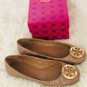 Tory Burch Quinn flat. Size 7